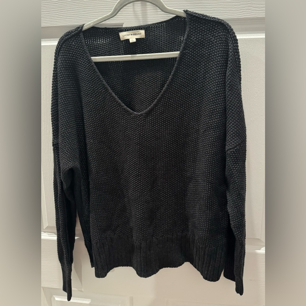 NWT Women’s Lucky Brand Black V-Neck Sweater